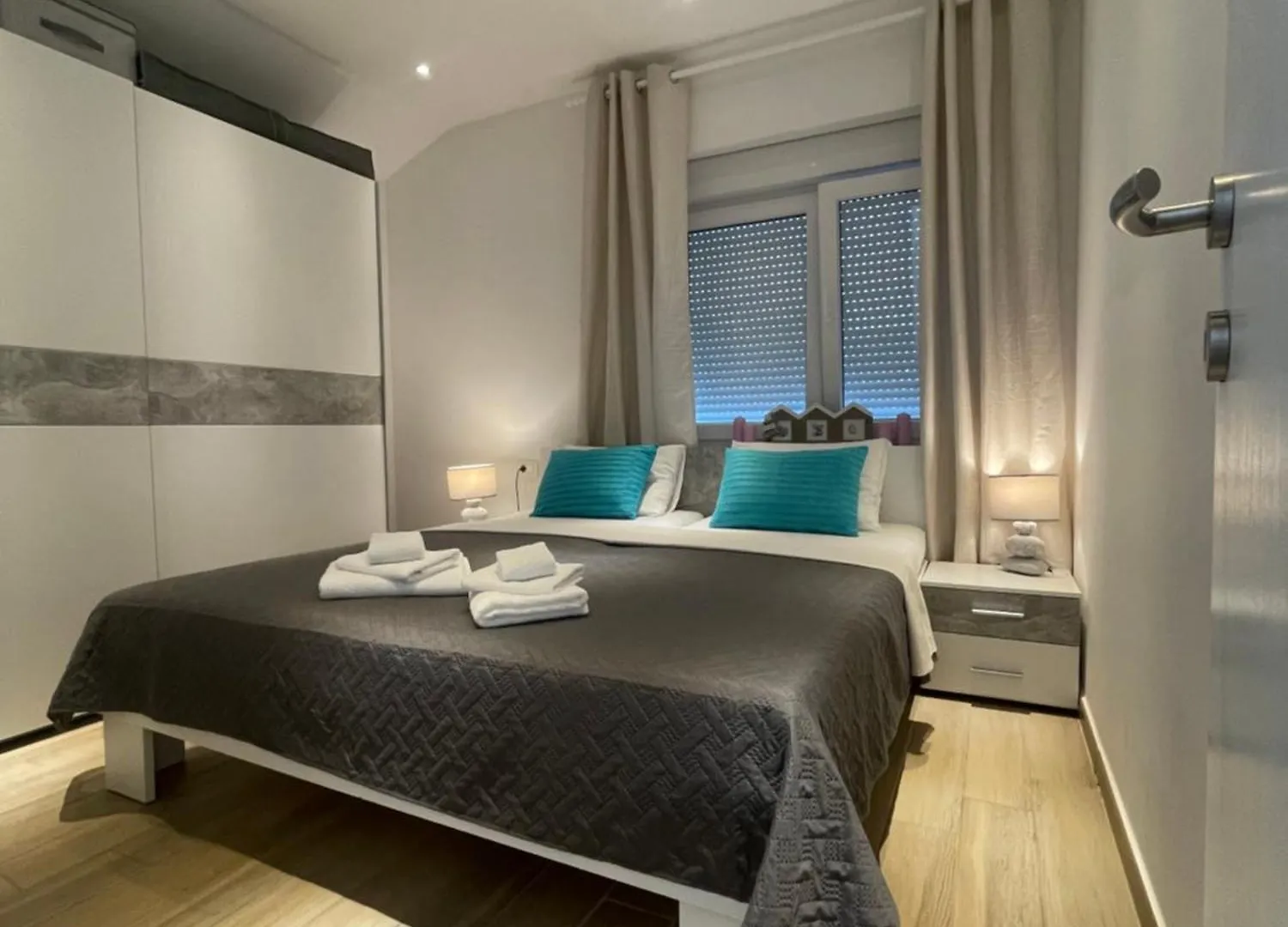 Dejablue Apartments Opric